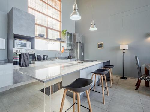 Point Bay - Super Stylish for Less, Durban (fotografie 10)