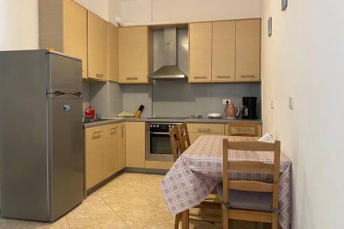 City Beach apartment - image 5