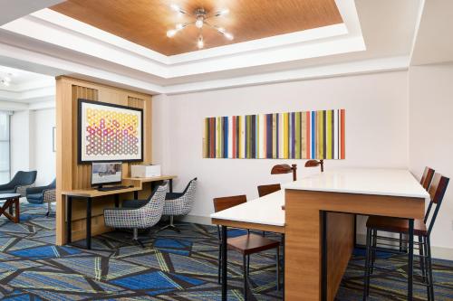 Holiday Inn Express & Suites - Atlanta - Tucker Northlake an IHG Hotel - image 6