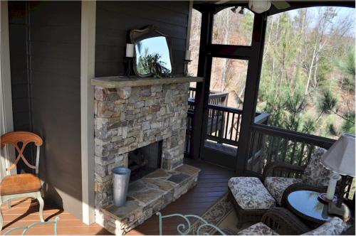 Mountain Paradise Luxury Rental Home in Big Canoe - image 7