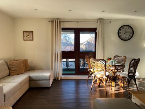 St Georges Balcony Suite - image 13