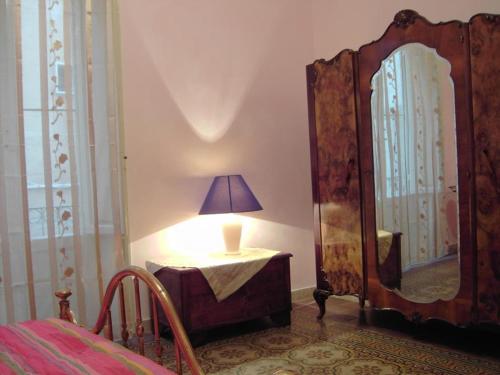 One-Bedroom Apartment image 10