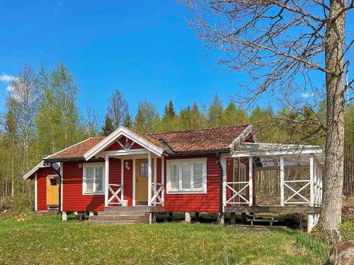 Two-Bedroom Holiday home in Braås - Harshult