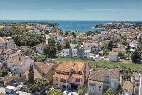 Two-Bedroom Apartment with Sea View (5 Adults)