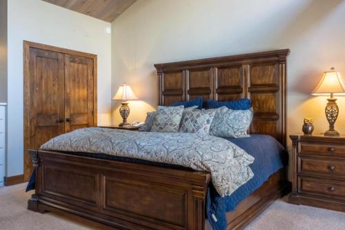 Tamarron Gambel Oak - 745 - image 3