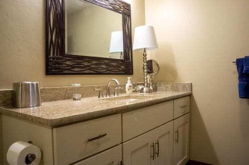 Tamarron Gambel Oak - 745 - image 10