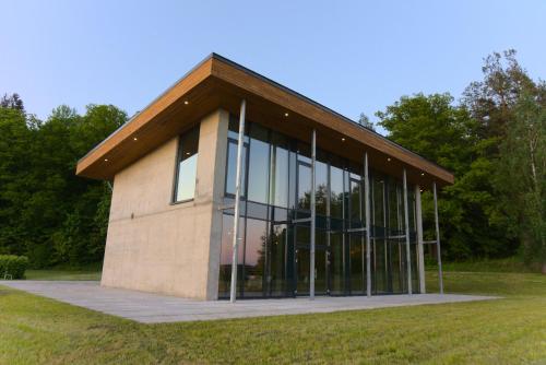 Brivdienu maja Pakalni ar pasakumu zali lidz 50 personam