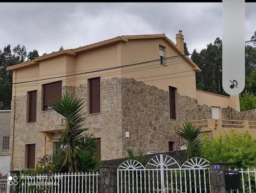 Casa amplia frente al mar gîte à louer Boiro