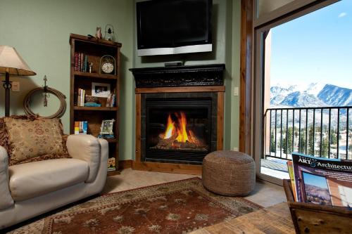 Peregrine Point 108 - image 6