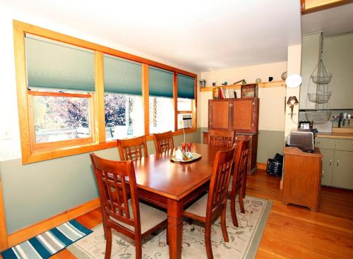 Garden Cottage - image 6