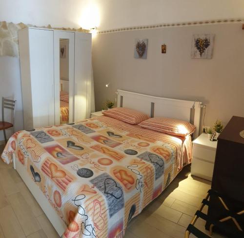  Giovanni s little house, Ferienwohnung in Catania