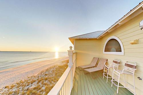 Serenity on the Shore - image 6