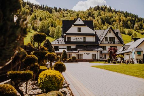 Pensjonat LUBAŃ - Hotel - Ochotnica Górna