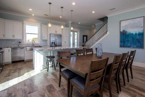 Surfside - image 8
