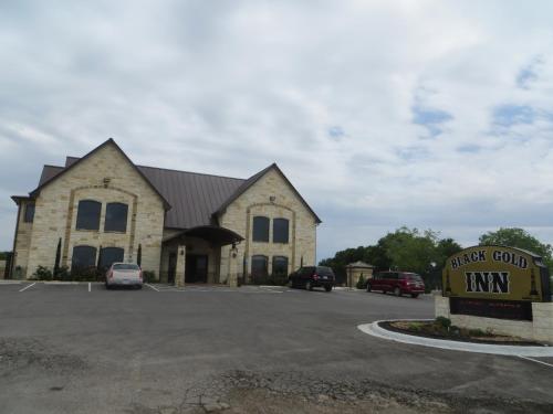Black Gold Inn in Yoakum, USA