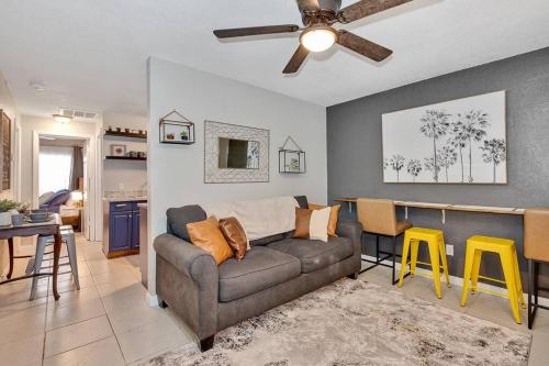 Latitude Court- Three Bedroom Apartment Near Water Street, Bayshore, Raymond James Stadium & George M Field in Tampa, USA