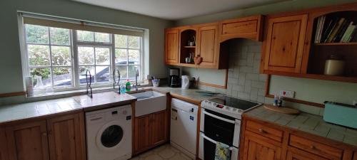 Konyha, Burnt House Cottage in Darmsden