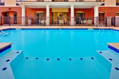 Holiday Inn Express Hotel & Suites Jackson - Flowood By IHG - 수영장