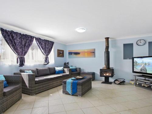 The Burra Break - 3 minute walk to beach access