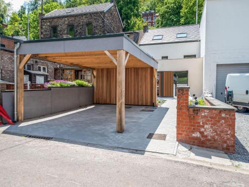 Holiday home in Marchin with a jacuzzi cottage Hoei