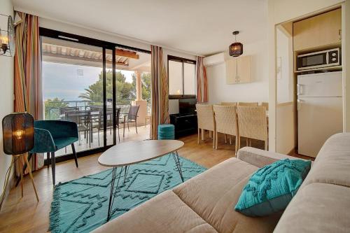 IMMOGROOM - 2 Rooms sea view - Renovated - Pool - Terrace - Parking - AC