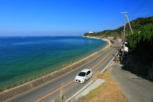 Awaji Seaside Log house in Goshiki image