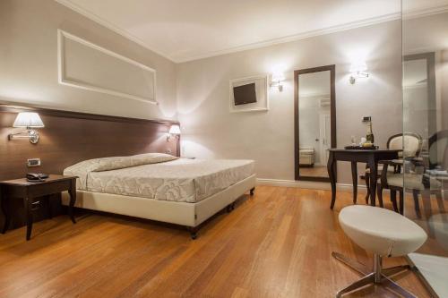 Hotel Lombardia, Florencie (fotografie 10)