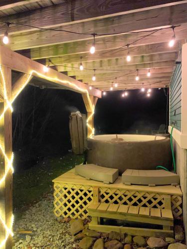 E7 Sunny Bretton Woods private home next to the slopes of Bretton Woods Hot Tub, Wifi E7 Sunny Bretton Woods private home next to the slopes of Bretton Woods Hot Tub, Wifi