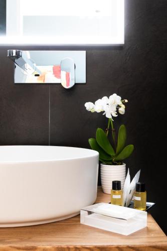 Bathroom, Briseide Boutique Rooms Colosseum in Monti