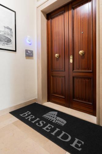Entrance, Briseide Boutique Rooms Colosseum in Monti