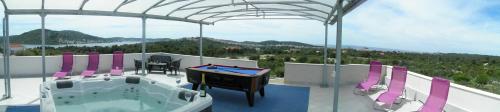XXL Vila Lavanda for 16 person, Rogoznica (photo 6)