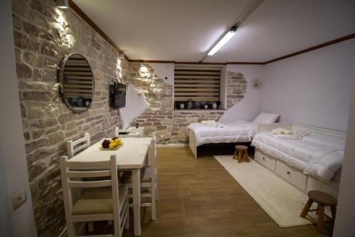 Solhouse, Gjirokastra (foto 11)