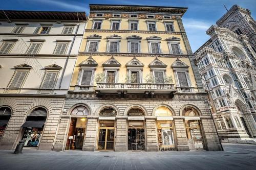 . Palazzo Gamba Apartments al Duomo