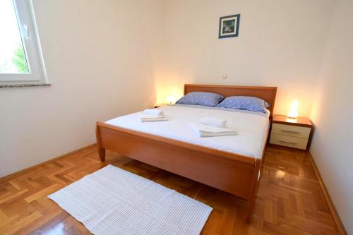 Apartment Mirela - image 8