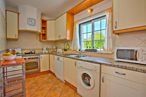 Villa Goia by Villa Plus - image 4