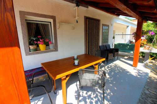 Apartment House Ivana