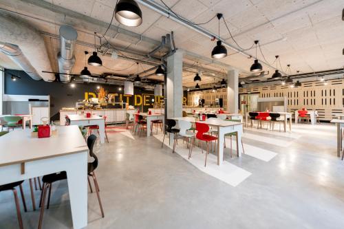 MEININGER Hotel Bordeaux Gare Saint-Jean - 식음료(F&B)