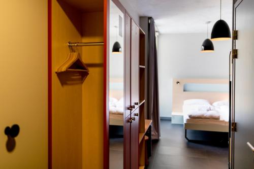 MEININGER Hotel Bordeaux Gare Saint-Jean – Bordeaux, FL