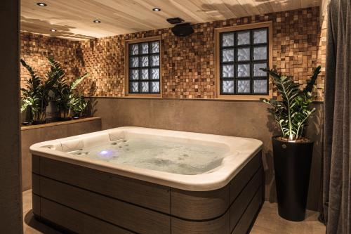 Le Domaine des Prés Verts Suites & Chambres avec Jacuzzi Privatif à Châteauneuf