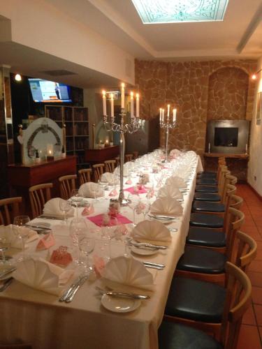 Étterem, Marktplatzhotel - Restaurant Tafelspitz in Weinheim