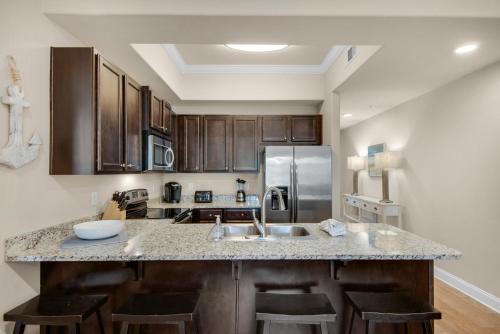 Alerio 104E, Destin (photo 3)