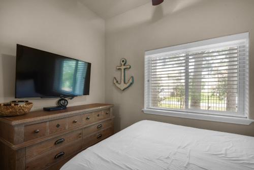 Alerio 104E, Destin (photo 10)