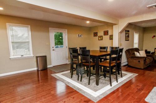 Newly renovated 3 bedroom house in the heart of Tannersville - image 7