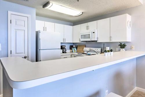 Inviting Gulf Shores Condo with Ocean Views! - image 4