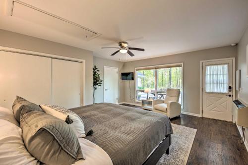 Modern Sister Bay Condo Less Than 1 Mile to Beach! - image 6
