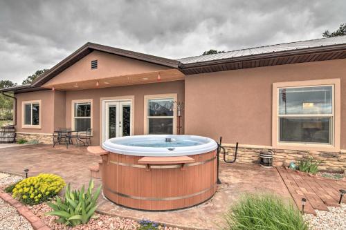 Stunning Home with Fire Pit, 11 Mi to Mt Yale! in Buena Vista, USA
