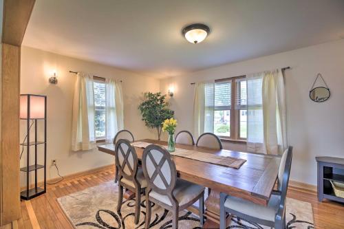 Lake Champlain Home with Decks Kayaks and More - image 2