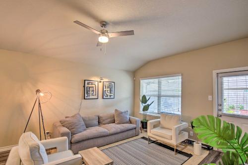 San Antonio Retreat with Yard and Grill Near Dtwn - image 7