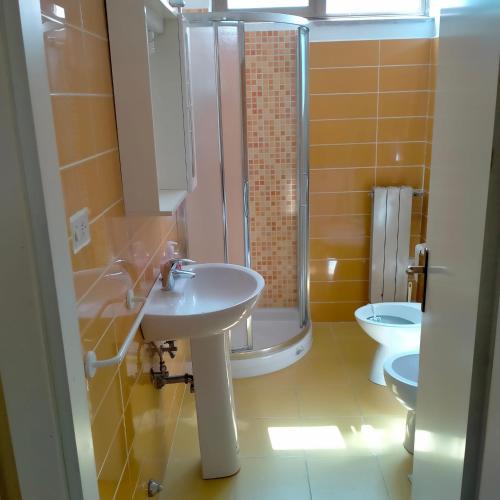 Baño, La Casa vicino al Parco in Giulianova