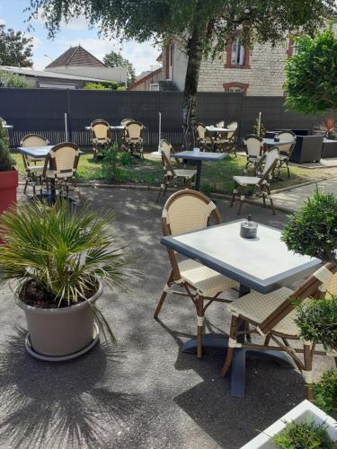 Logis Au Puits Enchante in Saint-Martin-en-Bresse
